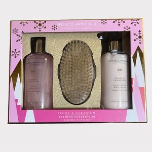 NEW Russell & Windsor Gift Set